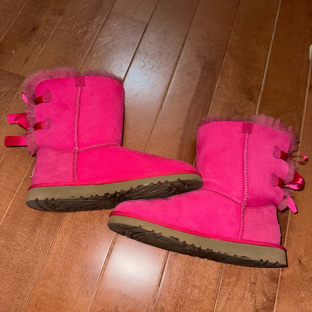 Kids Bailey Bow Uggs Hot Pink